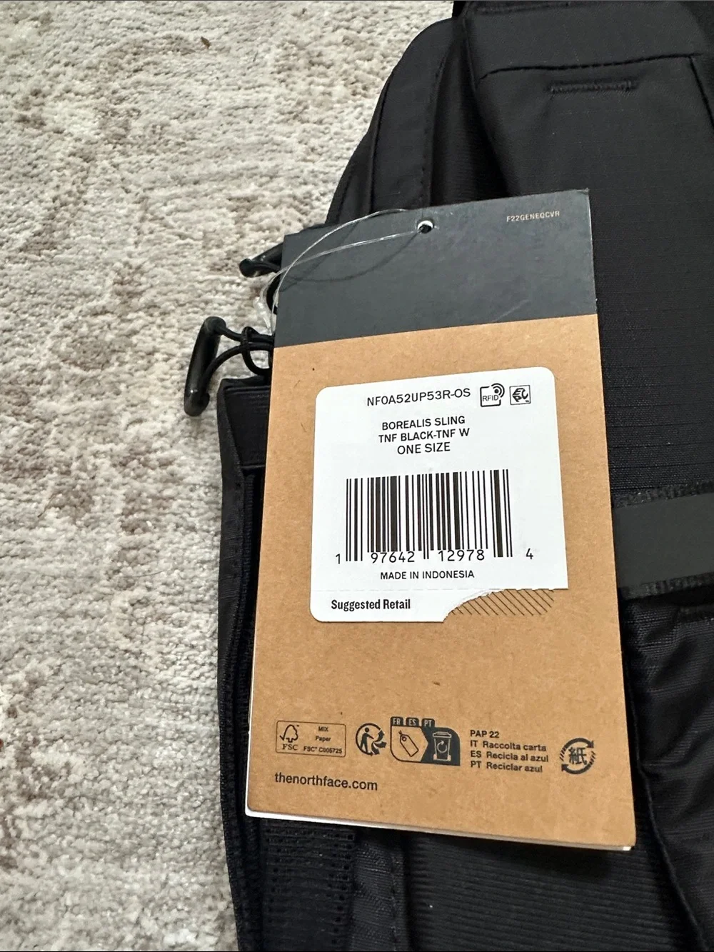 The North Face Borealis Sling Crossbody Bag. Black. NWT’s. 6 liter.